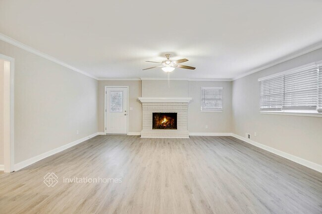 Foto del edificio - 4940 Rock Valley Dr