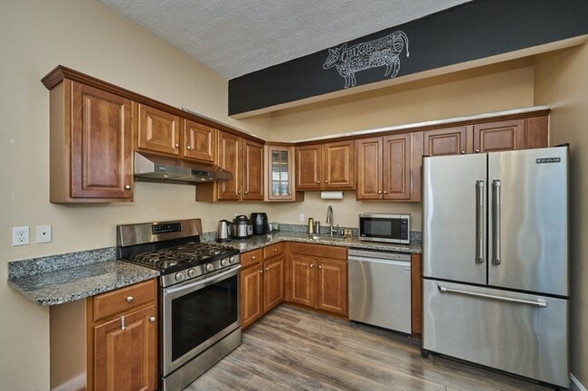 Building Photo - 34 Greenleaf St