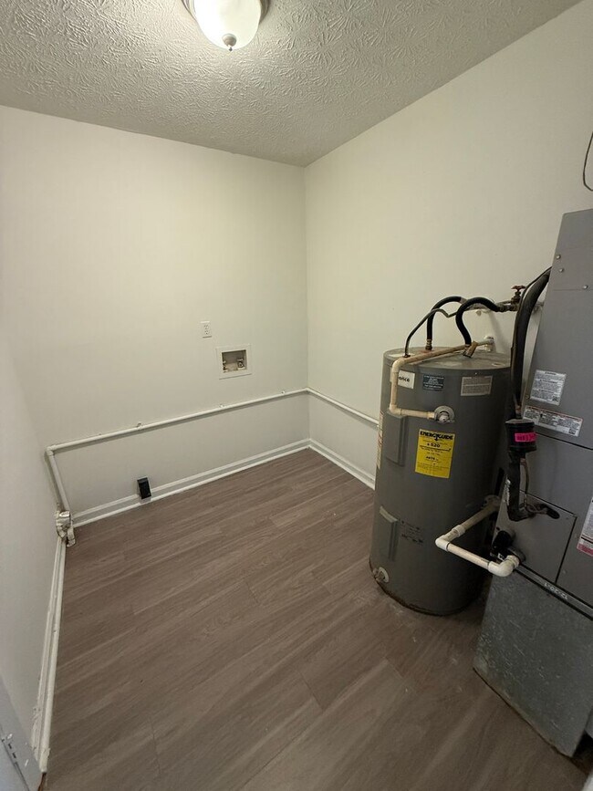 Foto del edificio - 116/118 Lake Dr