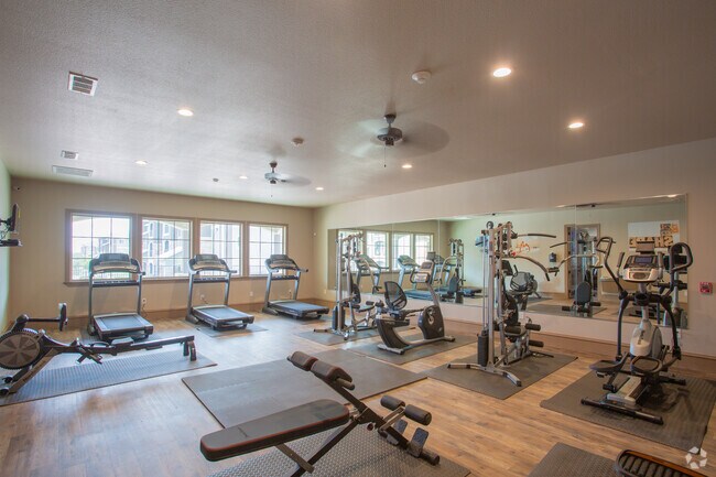 Fitness Center - Lone Oak Apartments