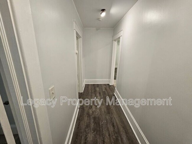 Foto del edificio - 703 Askew St