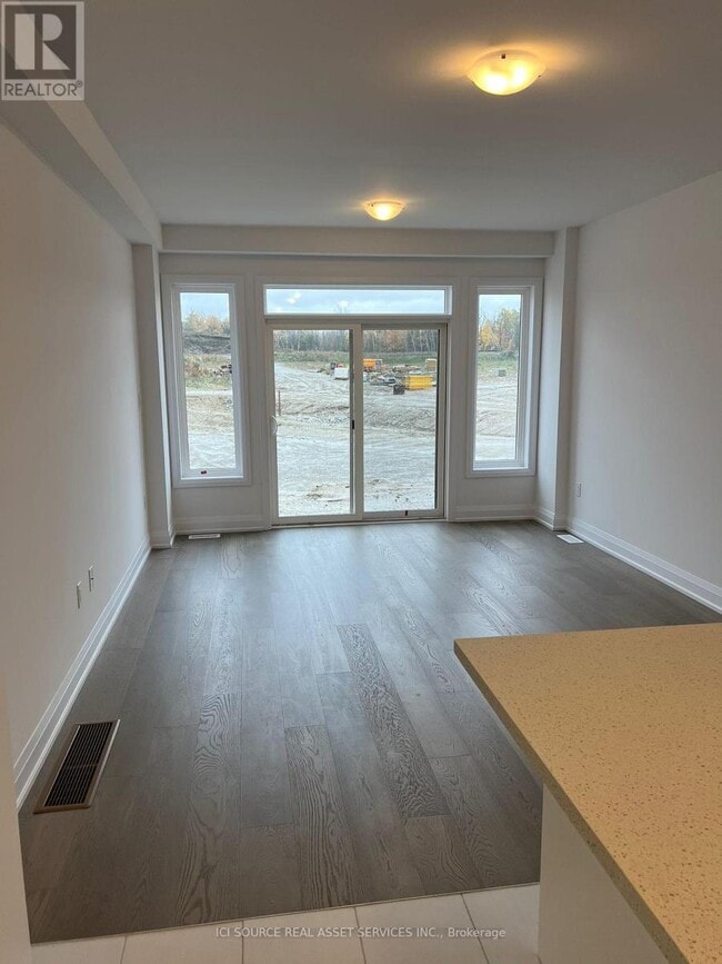 Building Photo - 3 Ranch Ter