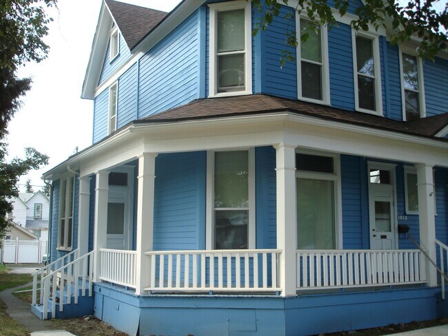Building Photo - 1813 W Mallon Ave