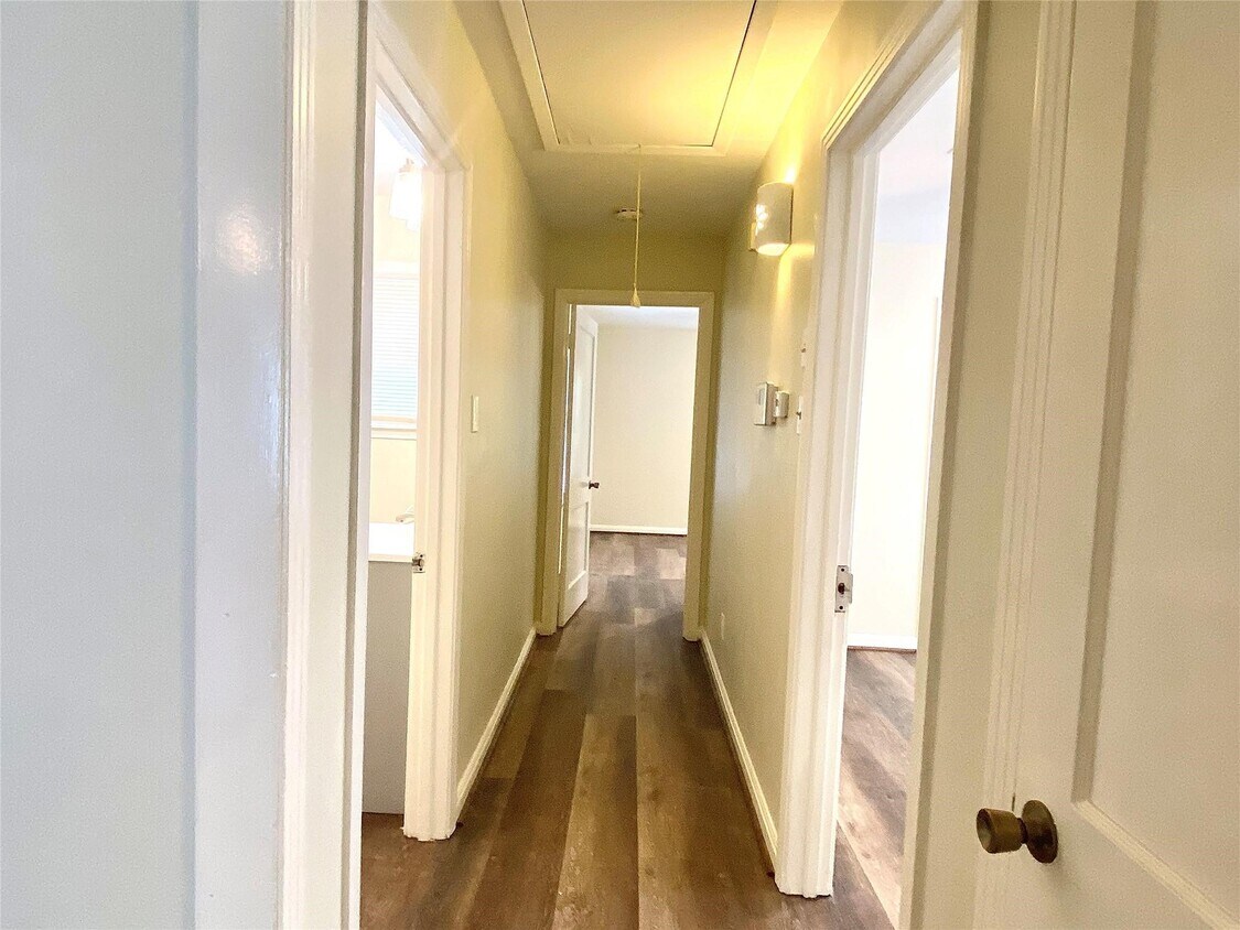 Foto del edificio - 5502 Evergreen St