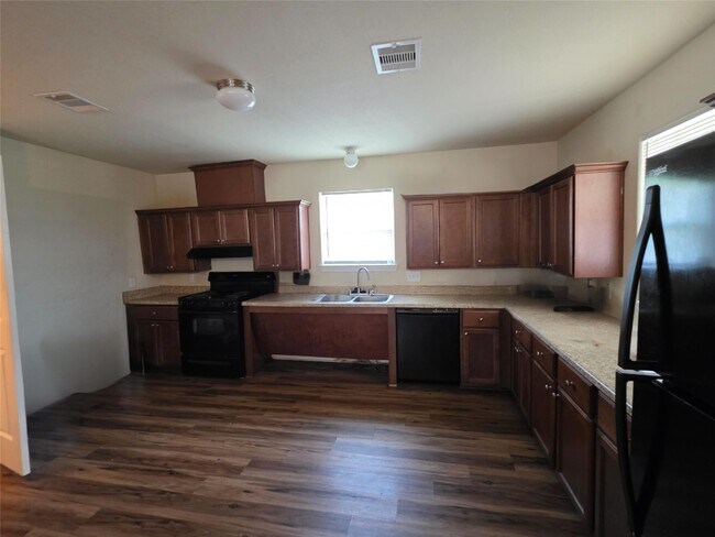 Foto del edificio - 2402 14th Ave N