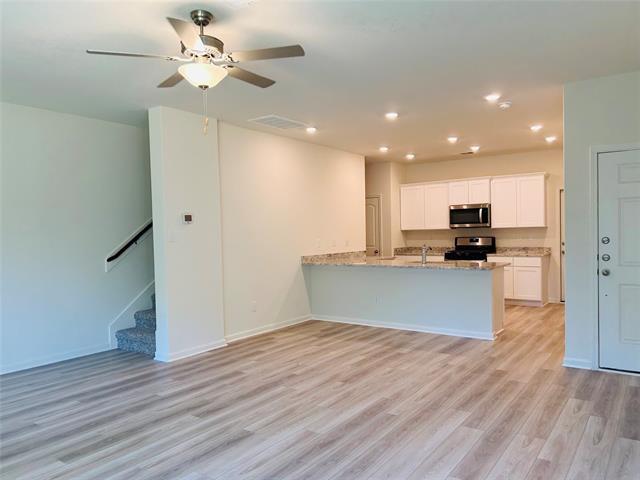 Foto del edificio - 229 Marsh Ln