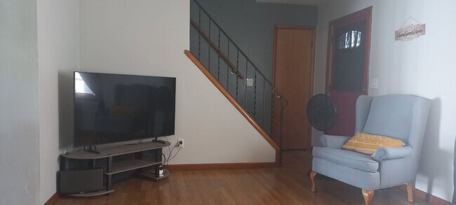 Foto del edificio - 4 BEDROOM HOME IN MILLCREEK