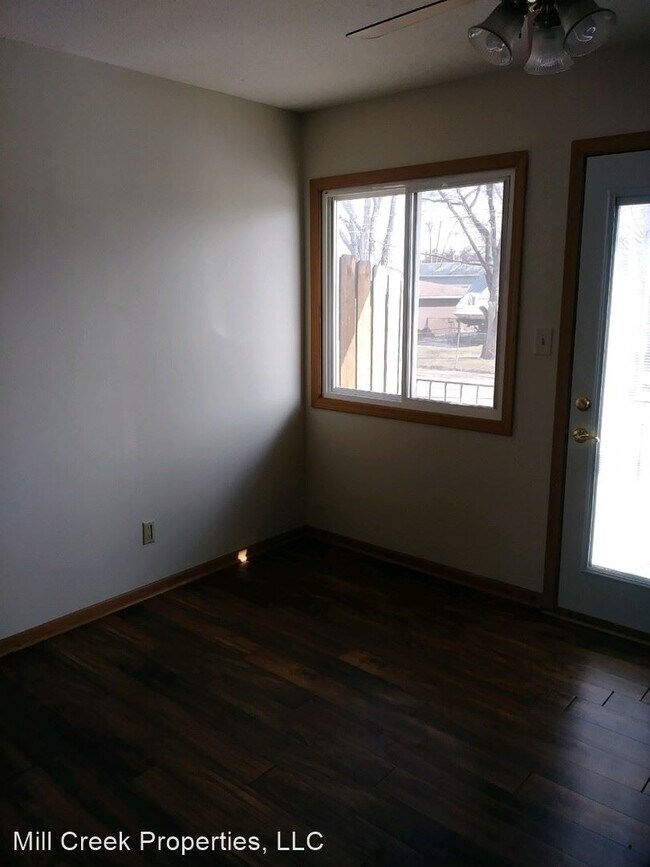Foto del edificio - 1008-1008 7th Ave