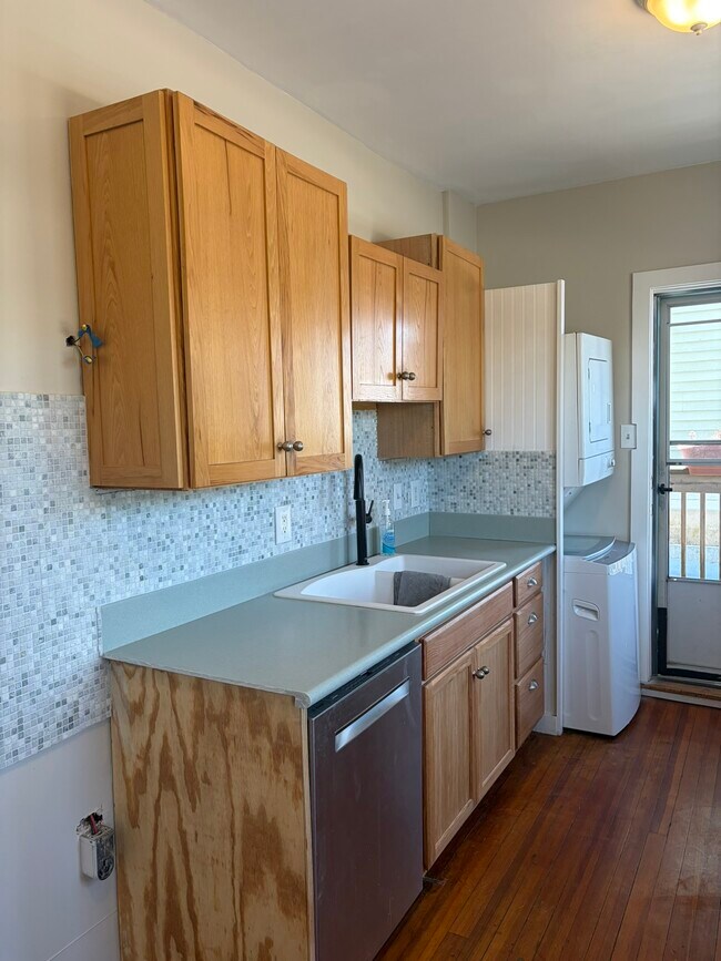 Foto del edificio - 6750 Ventnor Ave