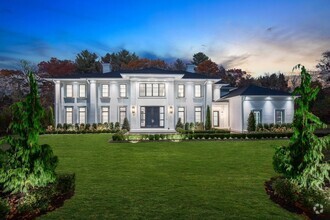 Building Photo - 138 Woodland Rd