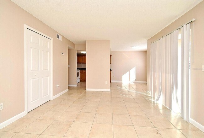 Foto del edificio - 121 Lori Anne Ln