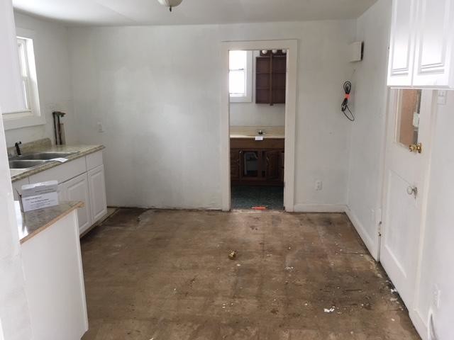 Building Photo - 2 bedroom in Jamestown NY 14701