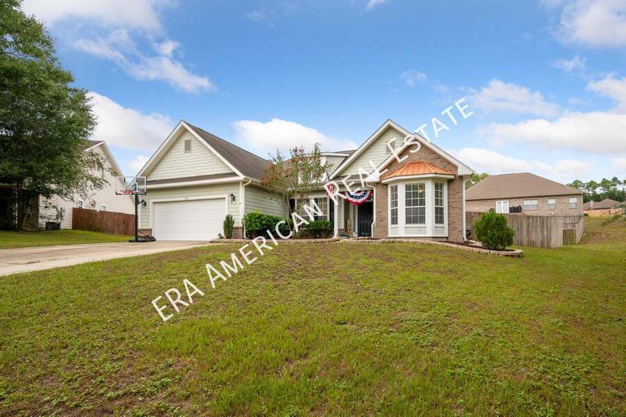 Foto principal - 321 Scotch Pine Ln