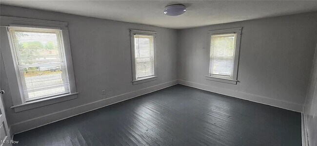 Foto del edificio - 442 E Thornton St