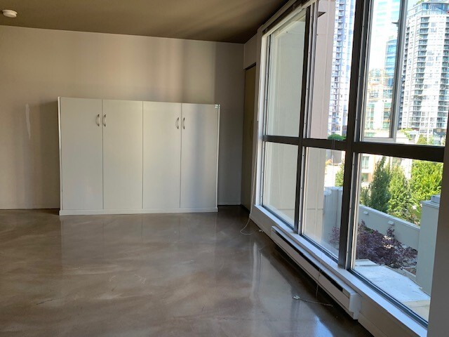 Building Photo - 507-1238 Richards Street