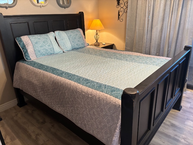 Foto del edificio - 1806 Swanson Ave