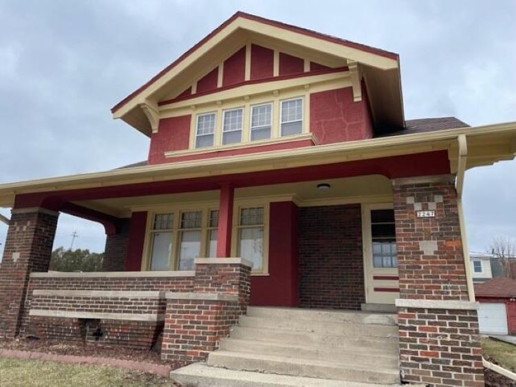 2247 S 84th St, West Allis, WI 53227 Townhome Rentals in West Allis