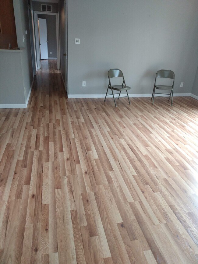 Foto del edificio - 1408 Britton Pl