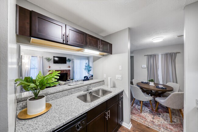 Foto del edificio - Midwood Gardens