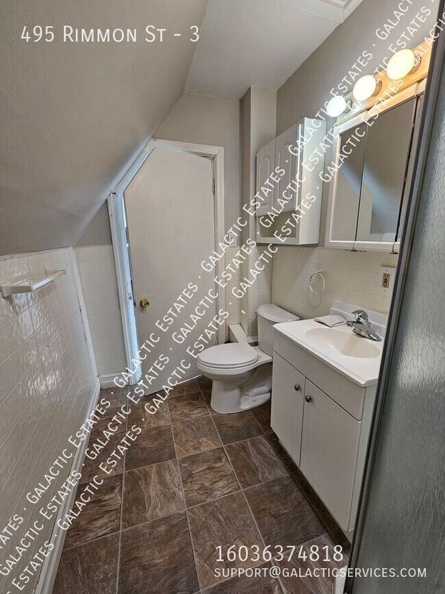 Building Photo - 495 Rimmon St