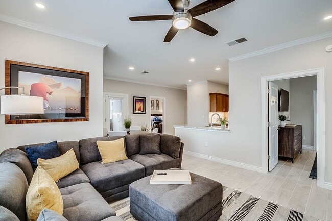 Photo - Furnished Rental - 3 Month Minimum Apartment