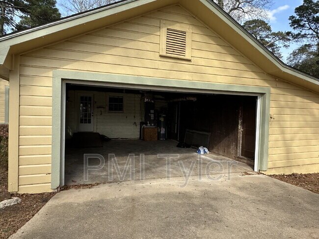 Foto del edificio - 343 Bonner St