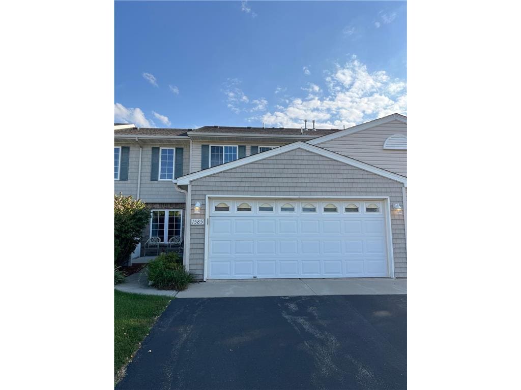 Foto principal - 1585 Serenity Ln