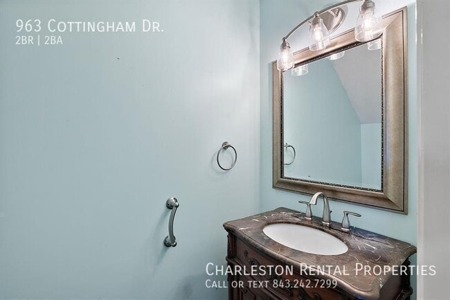 Photo - 963 Cottingham Dr Townhome