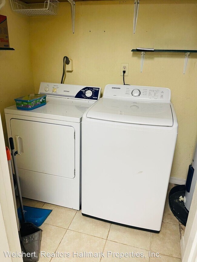 Foto del edificio - 2 br, 2 bath House - 2160 Forest Knoll Dr ...