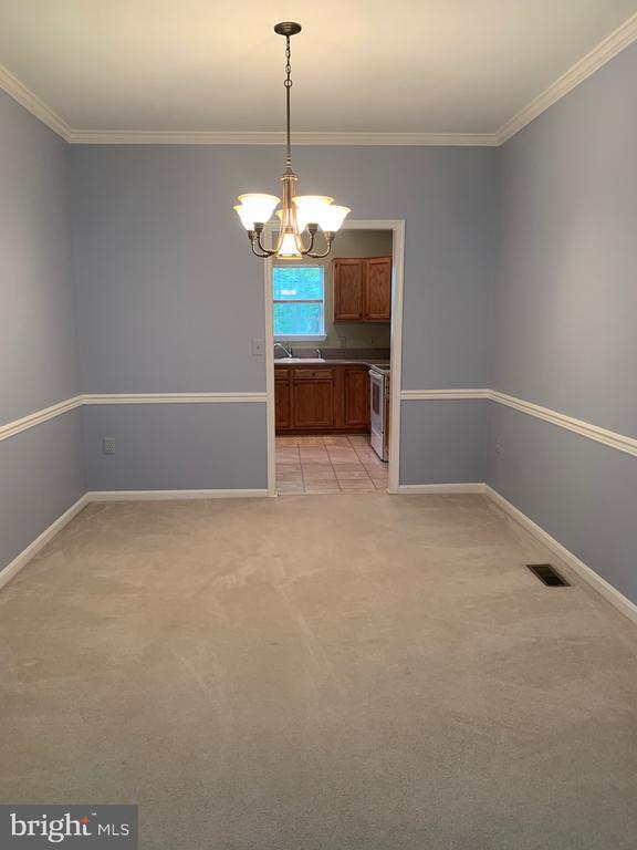 Building Photo - 9 Regency Dr