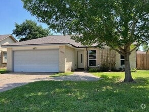 Building Photo - 1706 Oakwell Ln