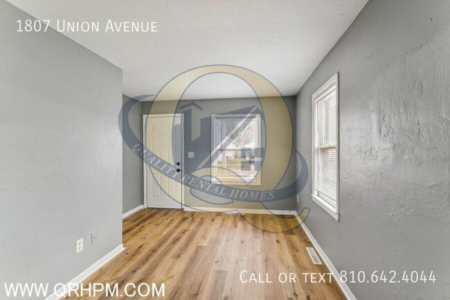 Building Photo - 1807 Union Ave