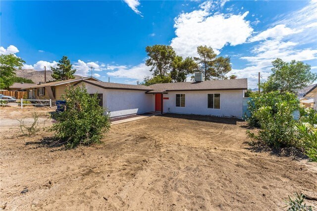 Building Photo - 10931 Knobb Ave
