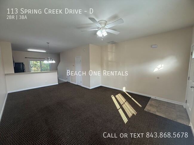 Foto del edificio - 113 Spring Creek Dr