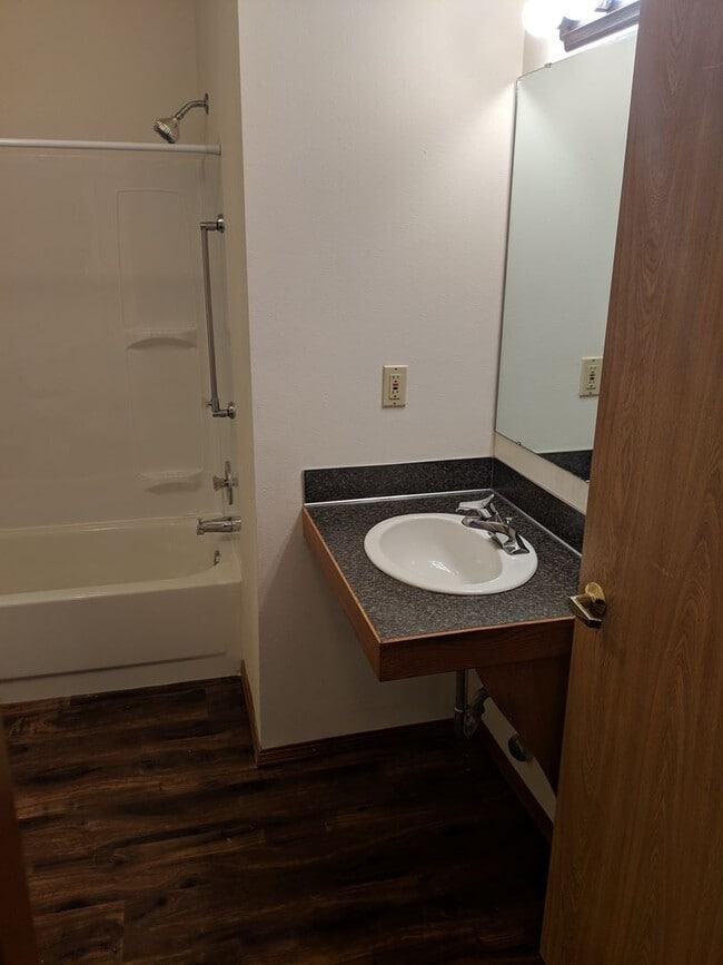 Building Photo - STUDIO WITH BONUS STORAGE