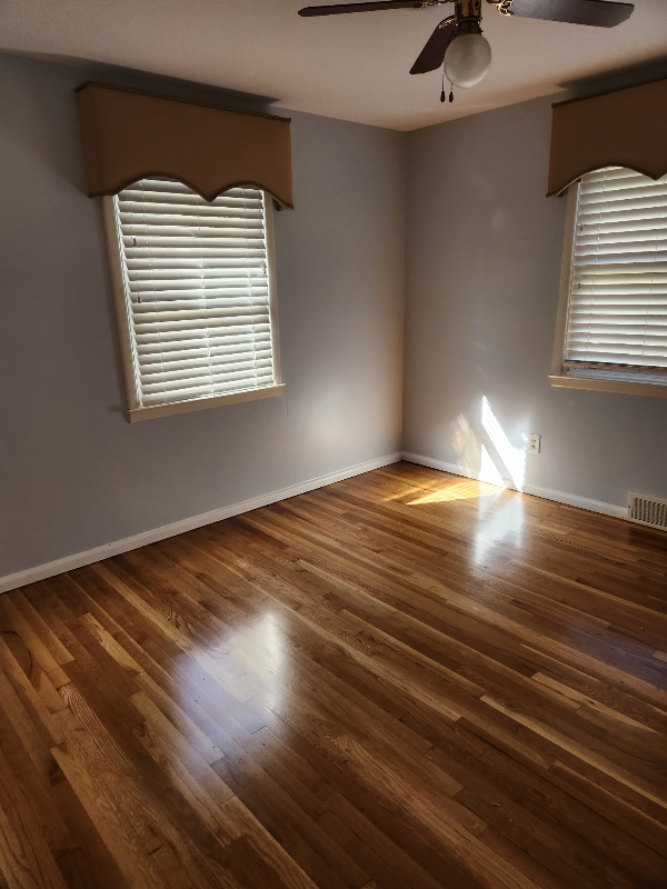 Foto del edificio - 154 Country Club Rd