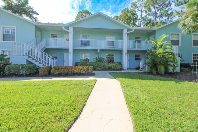 Building Photo - **LOVELY FULLY FURNISHED SEASONAL RENTAL**2 BEDS/2 BATHS**PINE HAVEN**