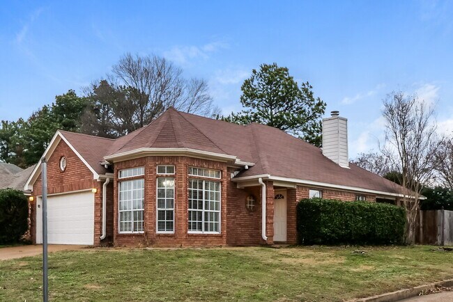 Foto del edificio - 3158 Clubview Cove N