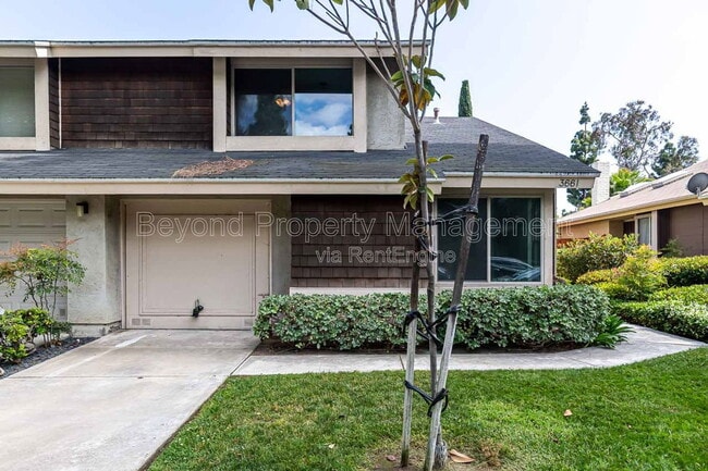 Building Photo - 3661 Cactusview Dr