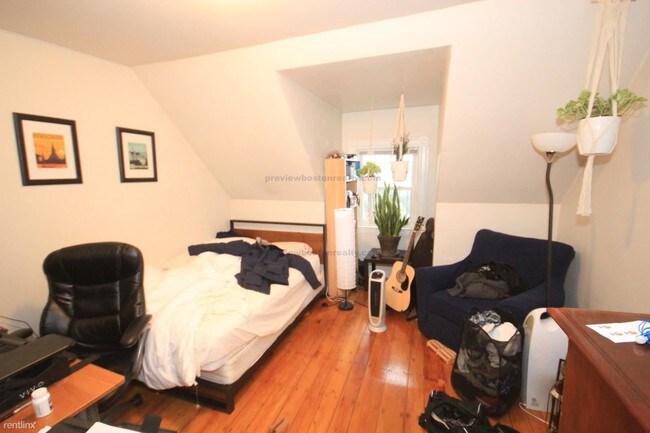 Foto del edificio - 56 Ridgemont St