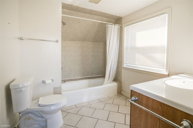 Foto del edificio - 3 br, 2 bath House - 414 N Alexander Ave