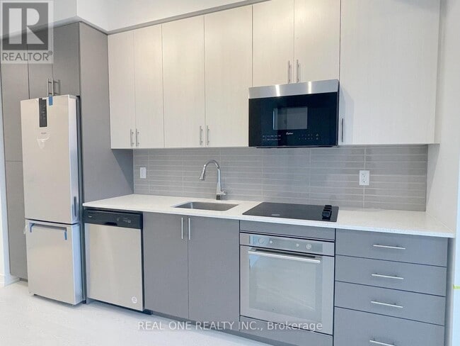 Photo du bâtiment - 415 Main St W