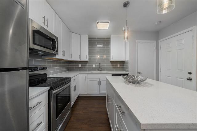 Building Photo - 8110 Skillman St