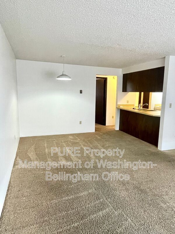 Building Photo - 808 21st St