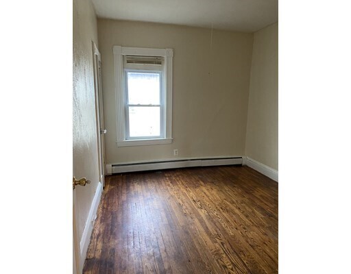 Building Photo - 22 Taber Ave