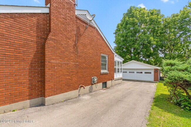 Foto del edificio - 3017 Debera Way