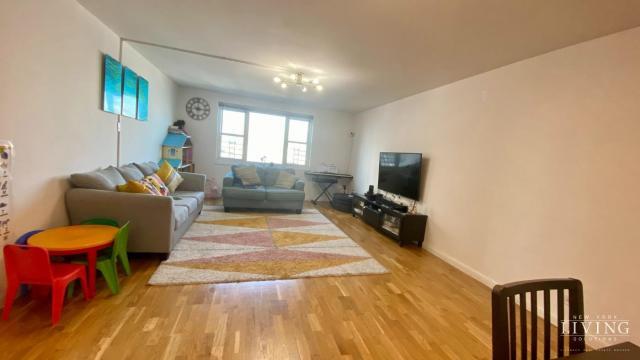 Foto principal - 2 bedroom in New York NY 10280