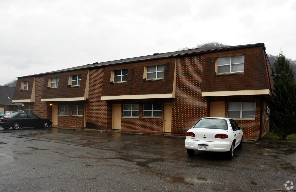 Cr3/13, Chapmanville, WV 25508 Apartments in Chapmanville, WV