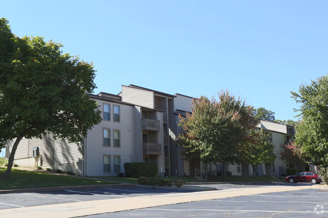 Foto del edificio - Oak Forest Apartments