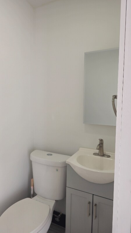 Foto del edificio - 18960 NW 7th Ave